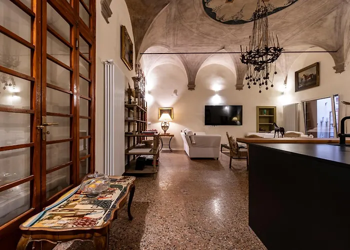 Il Giardino D'inverno 아파트 *